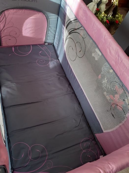 Łóżeczko turystyczne