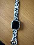 Apple Watch Series 10 (GPS + Cellular)