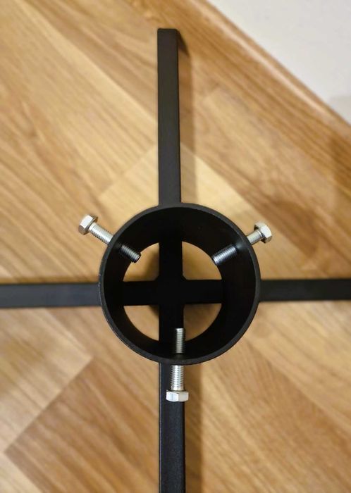 Stojak Na Pod Choinkę Choinkowy Metalowy Czarny Okrągły Loft Loftowy