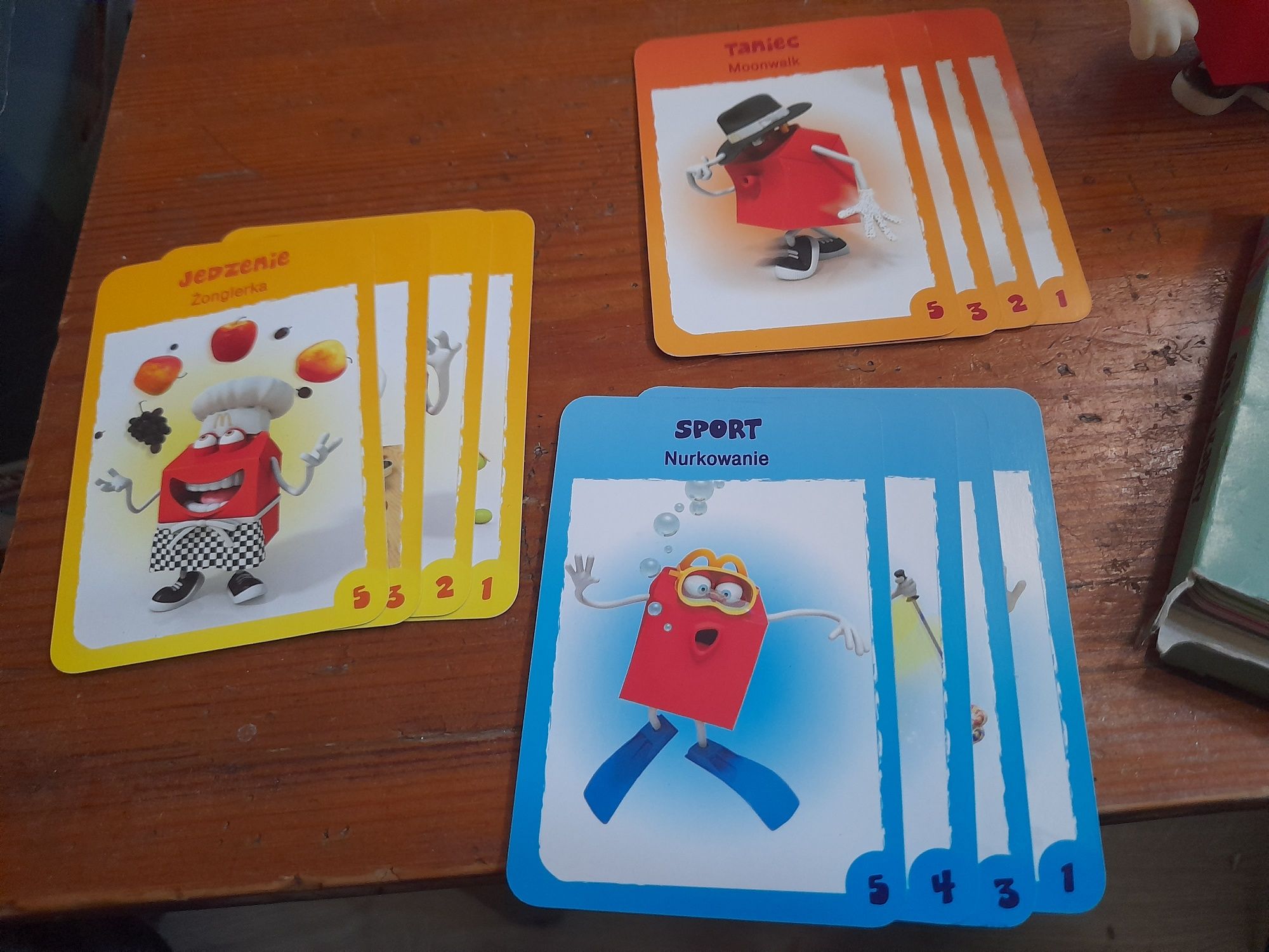 Karty do gry z figurka McDonald