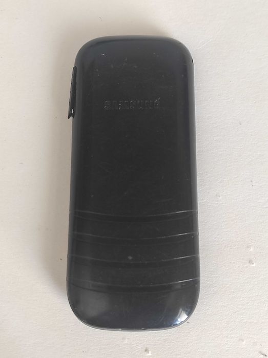 Телефон samsung E1200