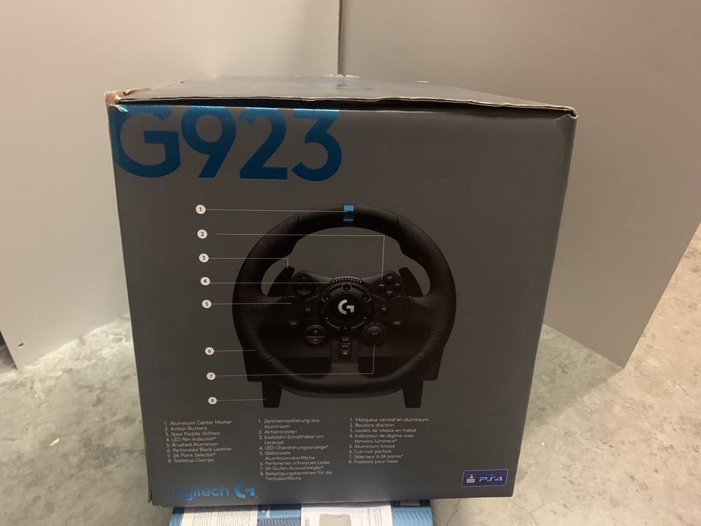 Ігрове кермо з педалями Logitech G923 Racing Wheel and Pedals