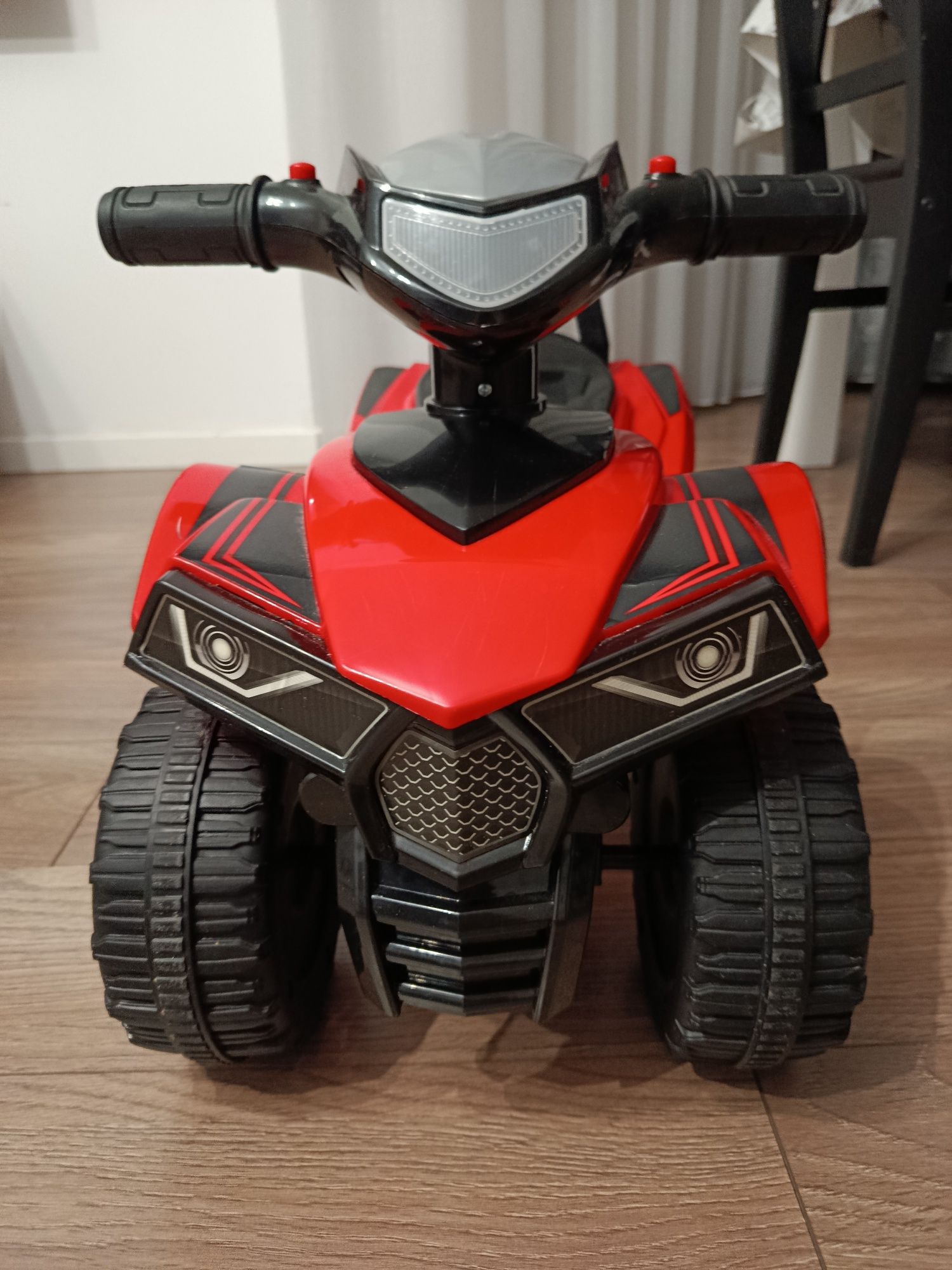 Jeździk pchacz Quad