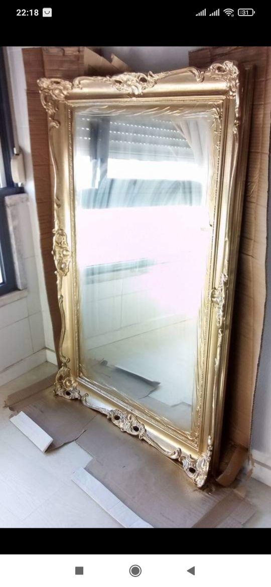 Espelho muito antigo talha muito trabalhadas biselado