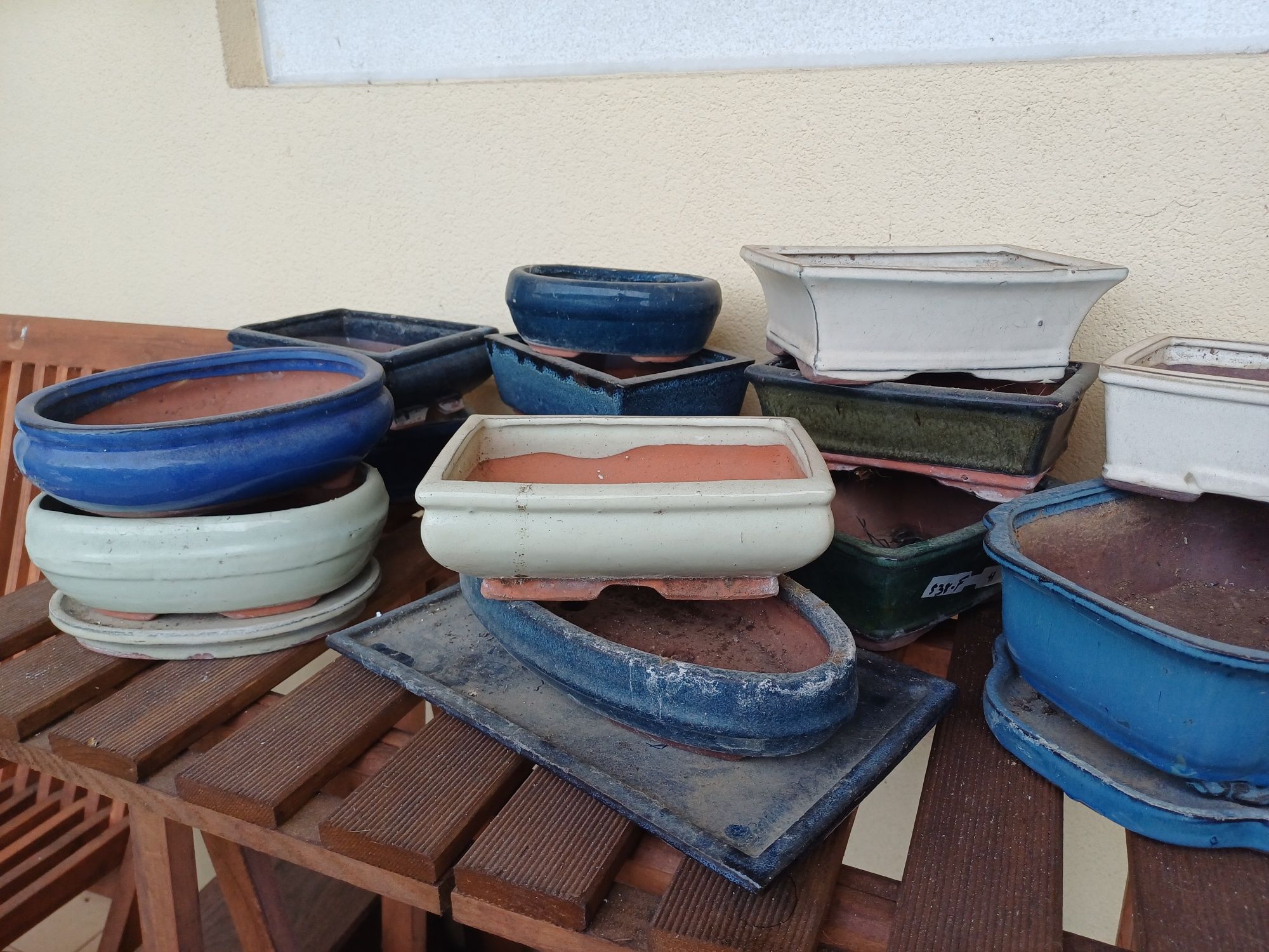 Vasos e bases pratos bonsai