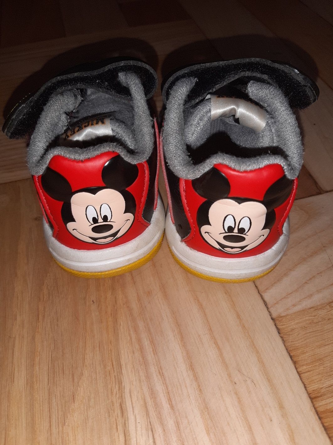 Buty Adidas Mickey dla dziecka