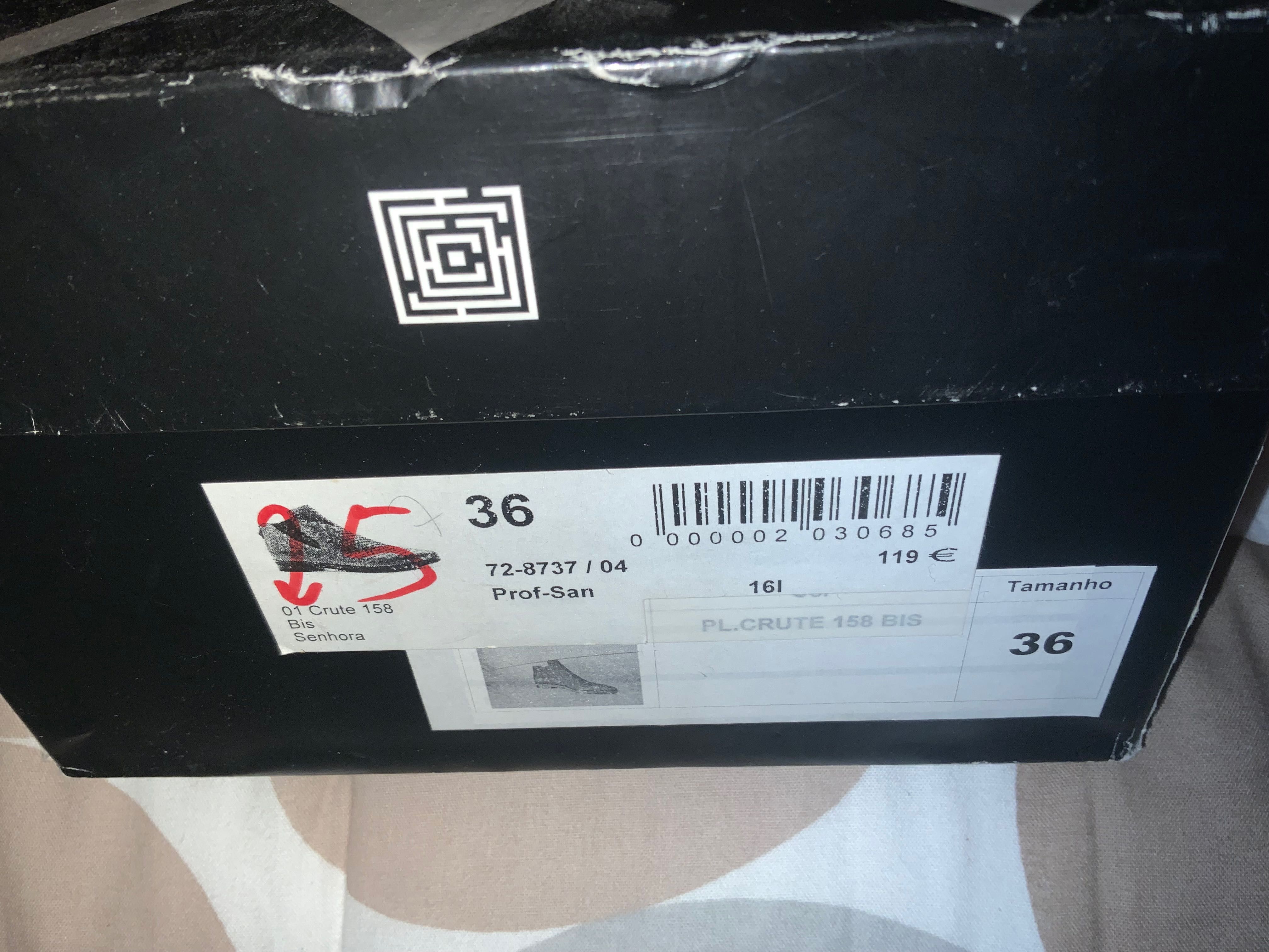 Botins castanhos 36