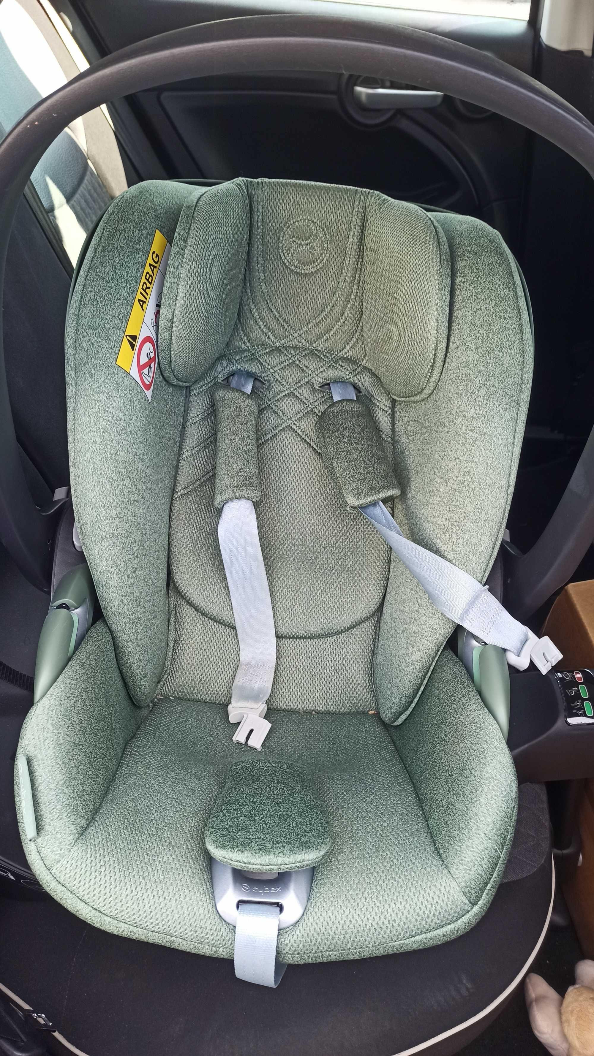 Cybex Cloud T Plus Leaf Green