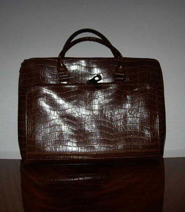 Брендовая сумка-портфель для ноутбука/ планшета