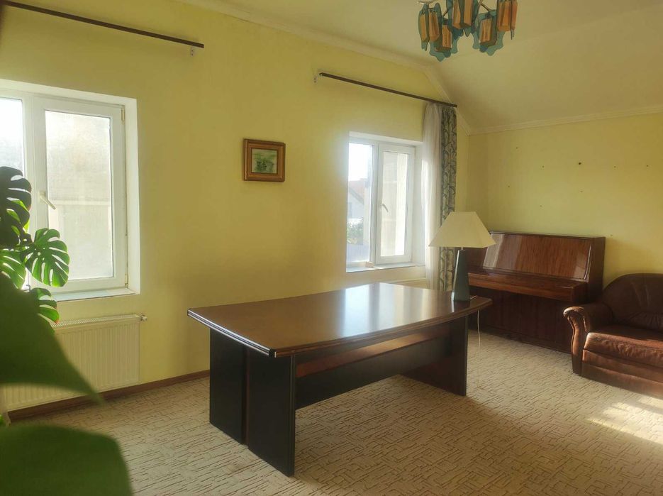 СРОЧНО!Продам капитальный дом в Совиньоне.Двухэтажный на 10сотках.ТОП.