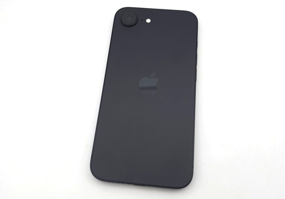 iPhone 16e 128GB Black (A3212) АКБ 100% / USA НЕВЕРЛОК айфон