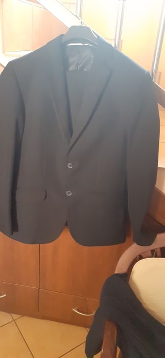 Sprzedam garnitur młodzieżowy