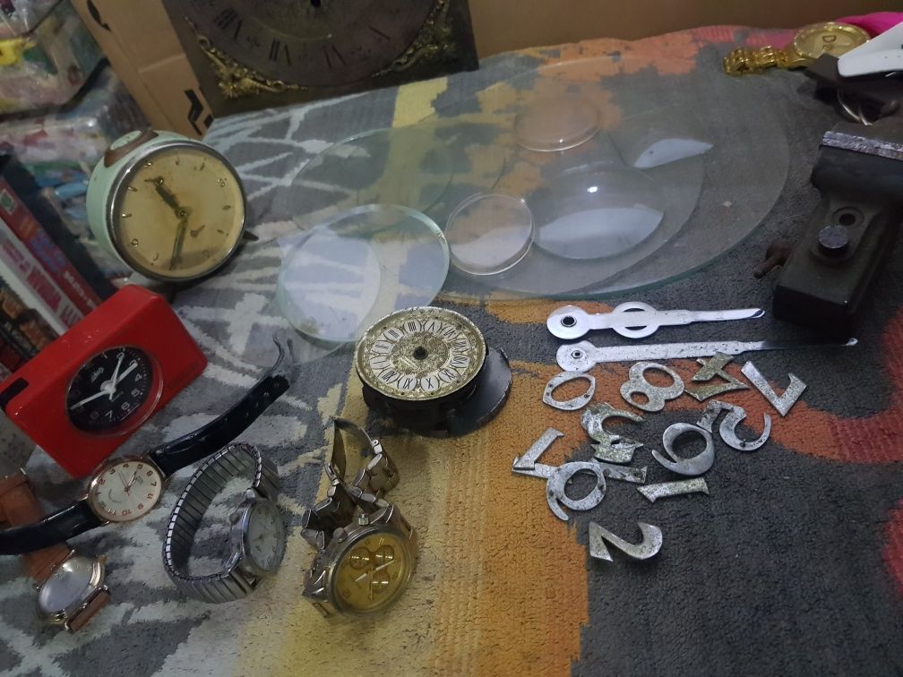 Varias Peças de relojoaria  antiga