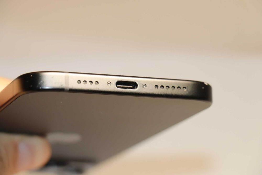 Apple iPhone 15 Plus 128GB Black, заблокирован по ID!