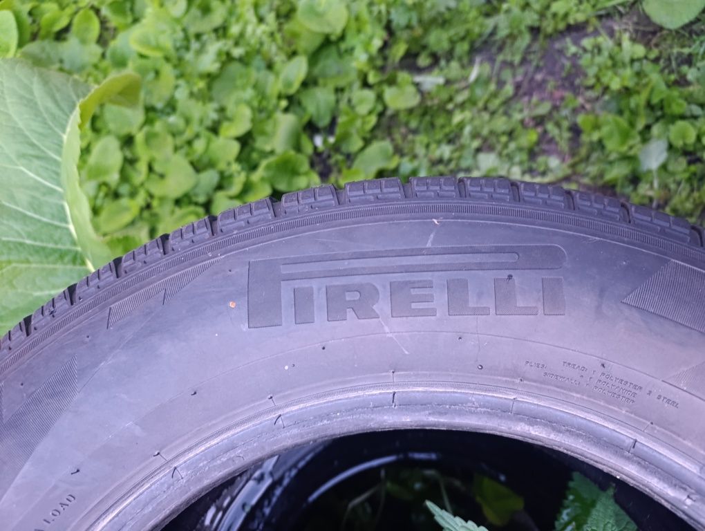 Продам комплект автошин r16 215/65
