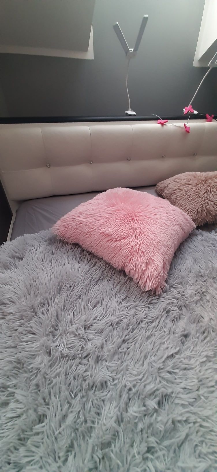 Komoda idealna z połyskiem, ledy