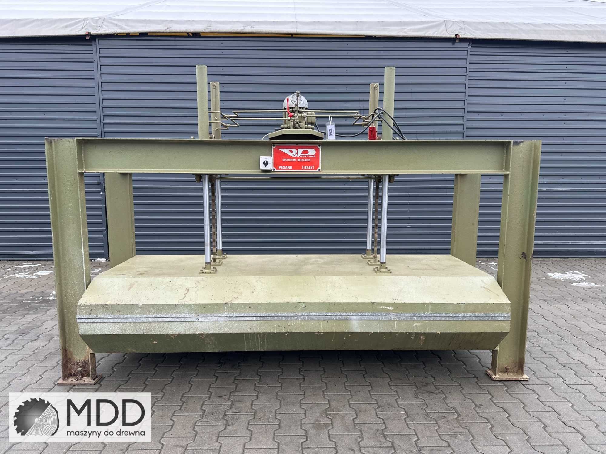 Prasa półkowa hydrauliczna BAIONI 2500x1200 mm (1268)