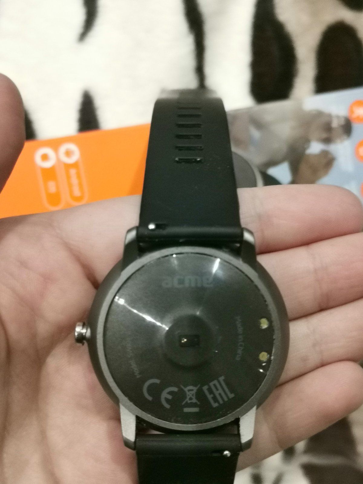 Smartwatch acne SW101