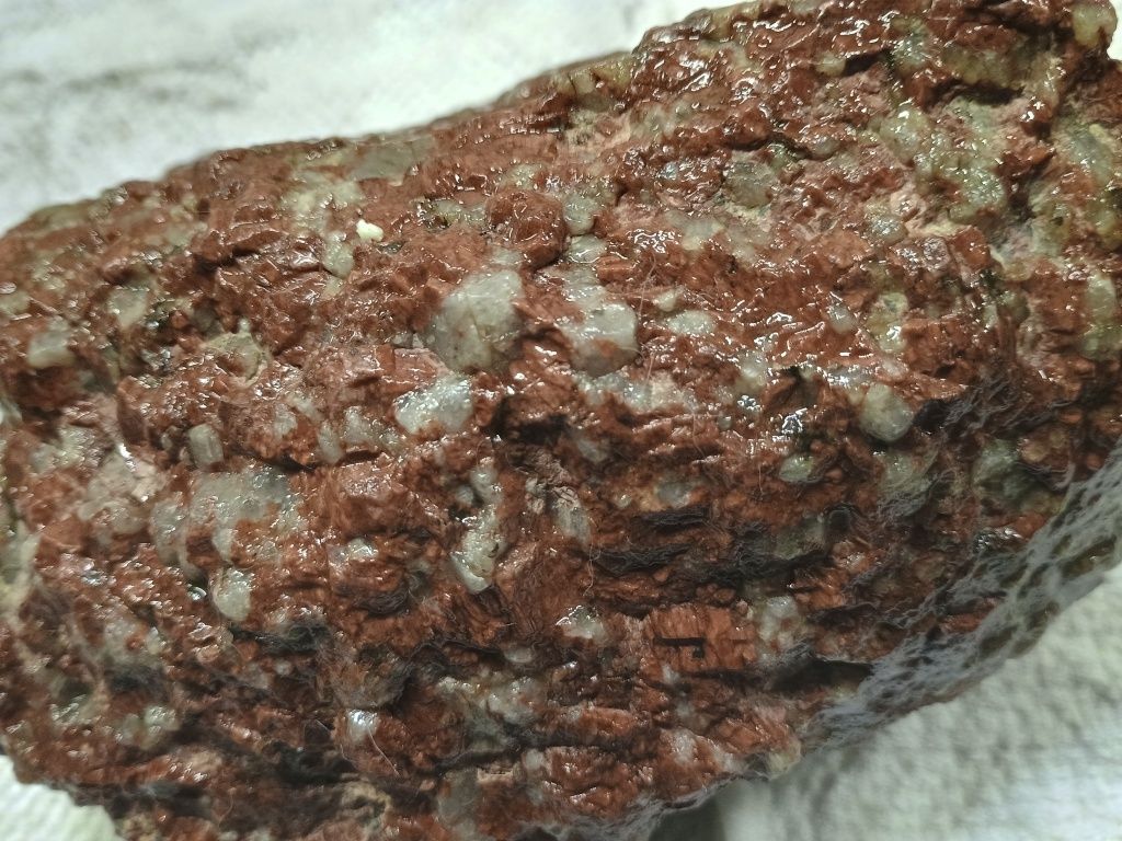 Granit skaleniowy alkaliczny 1.80 kg