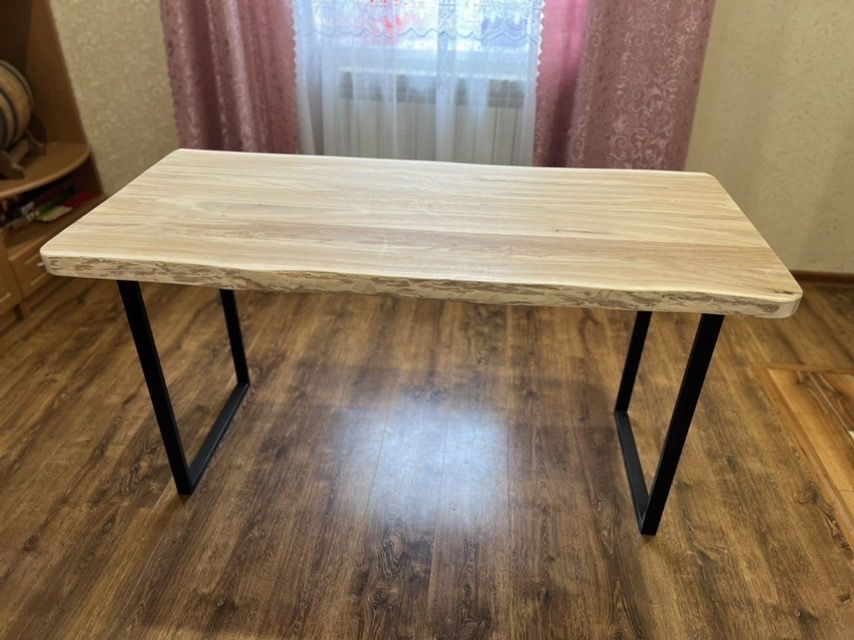 Стіл класичний лофт