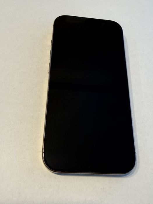 Iphone 16 pro zloty Desert Titanium 128