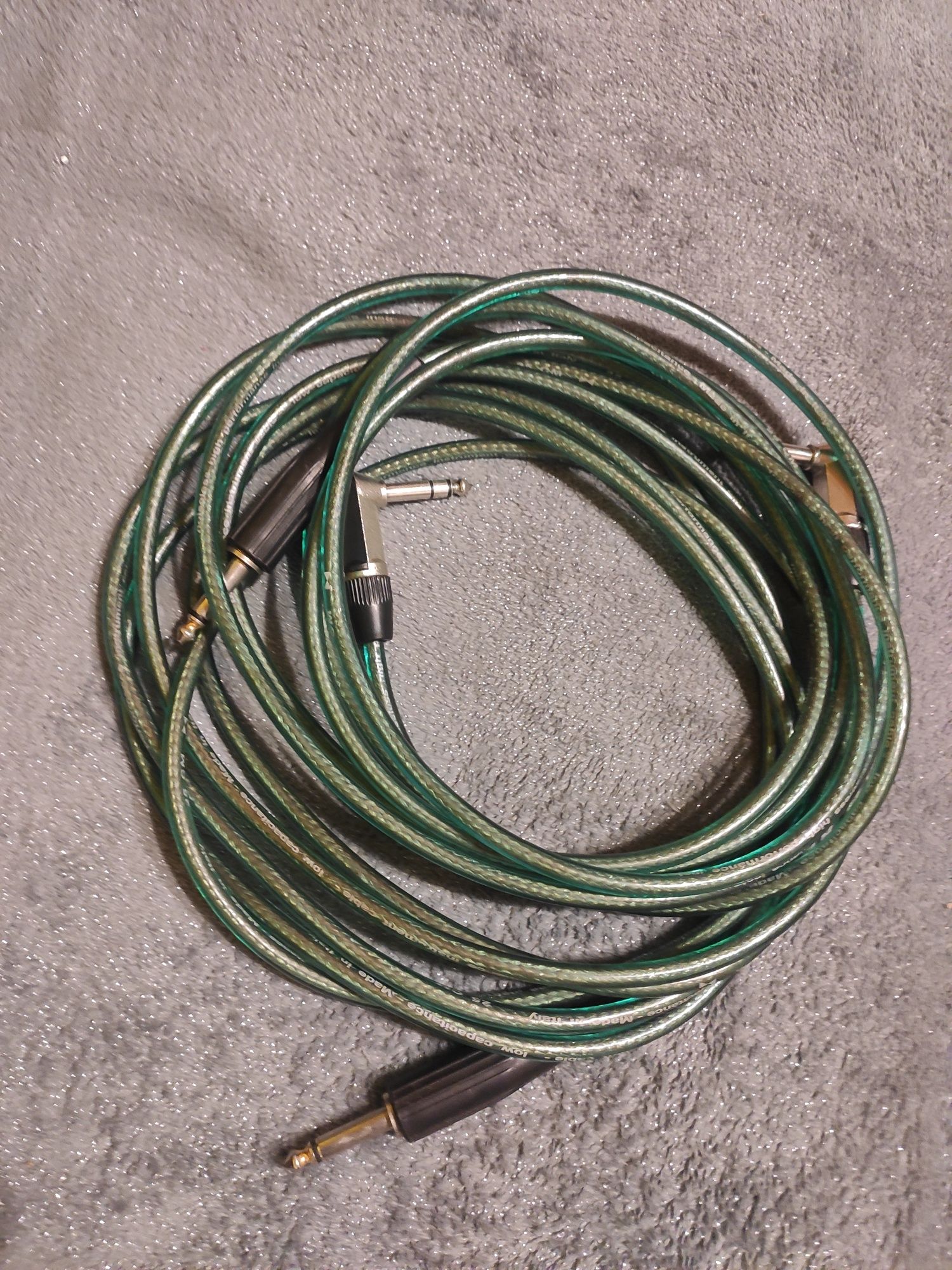 Gitara elektroakustyczna Takamine z futerałem+gratis dwa kable