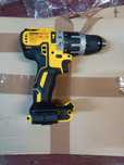 Witam sprzedam wkrętarkę Dewalt dcd 796