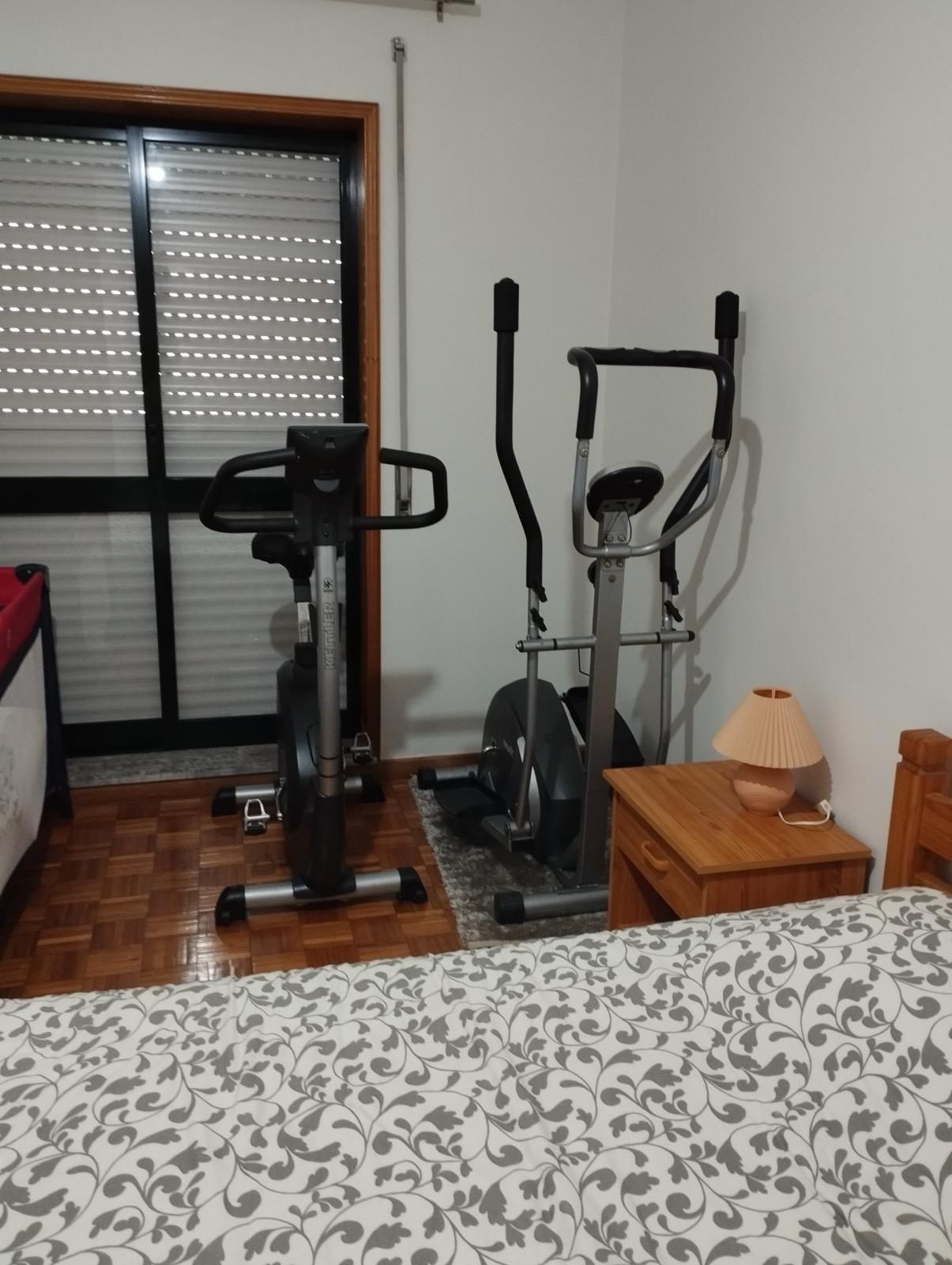 Bicicleta estática / elíptica