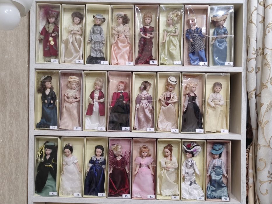 Фарфорові ляльки Деагостіні
