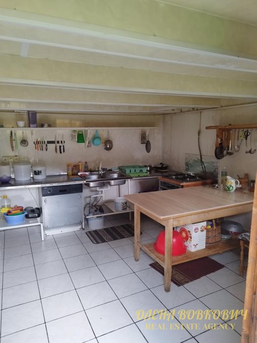 Оренда затишної садиби в Яремче з видом на річку Прут