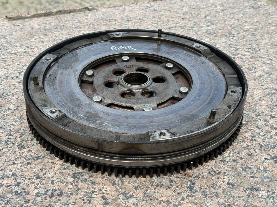 Щеплення Audi a4 b7 2.0 TDI BMR сцепление демфер диск маховик ауді а4