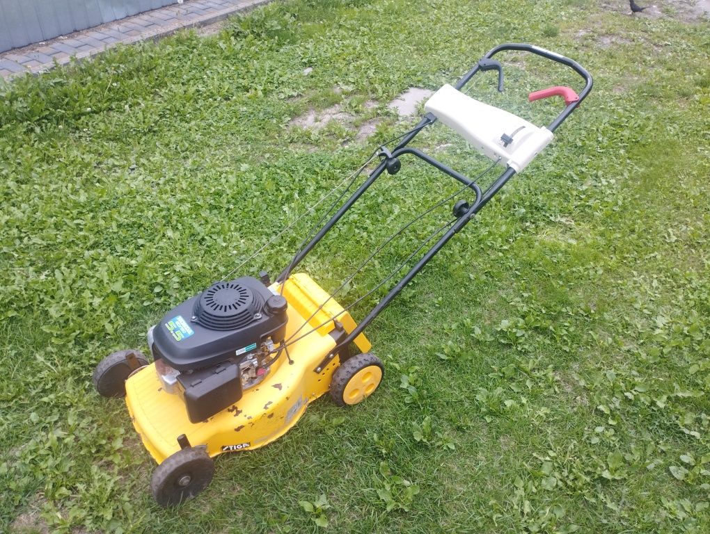 Obudowa laweta kosiarki z napędem silnik Briggs