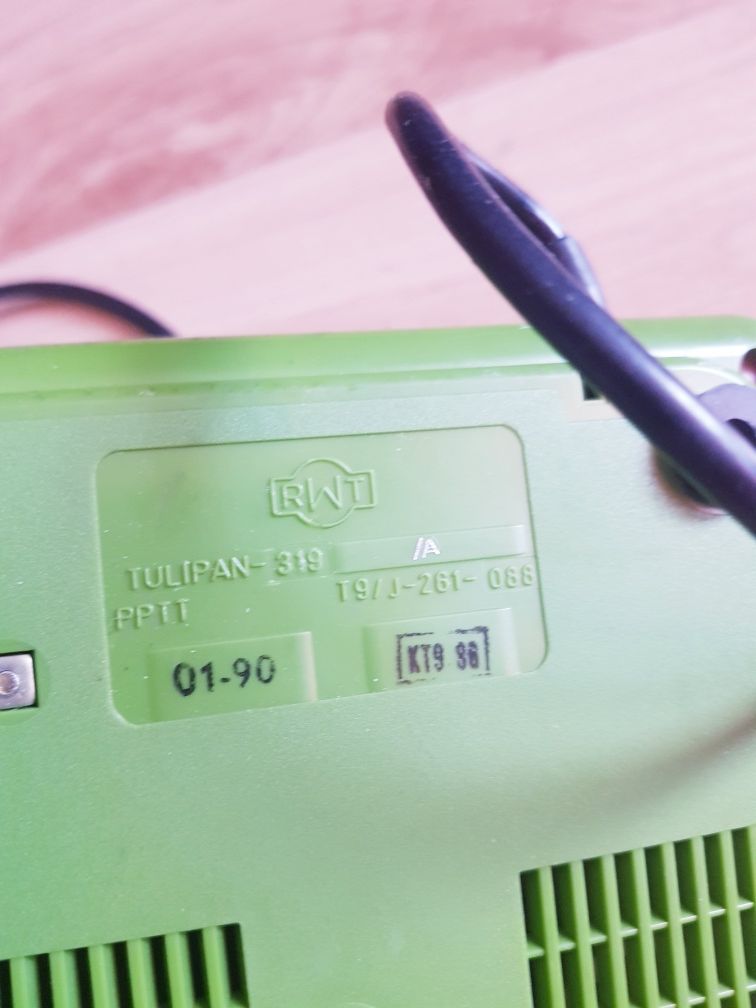 Telefon stacjonarny Tullipan 319 RWT z czasów PRL