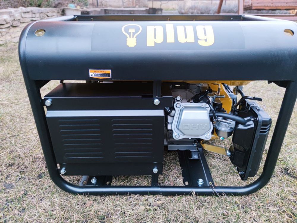 Бензиновий генератор 2.8 кВт Plug GPG3500