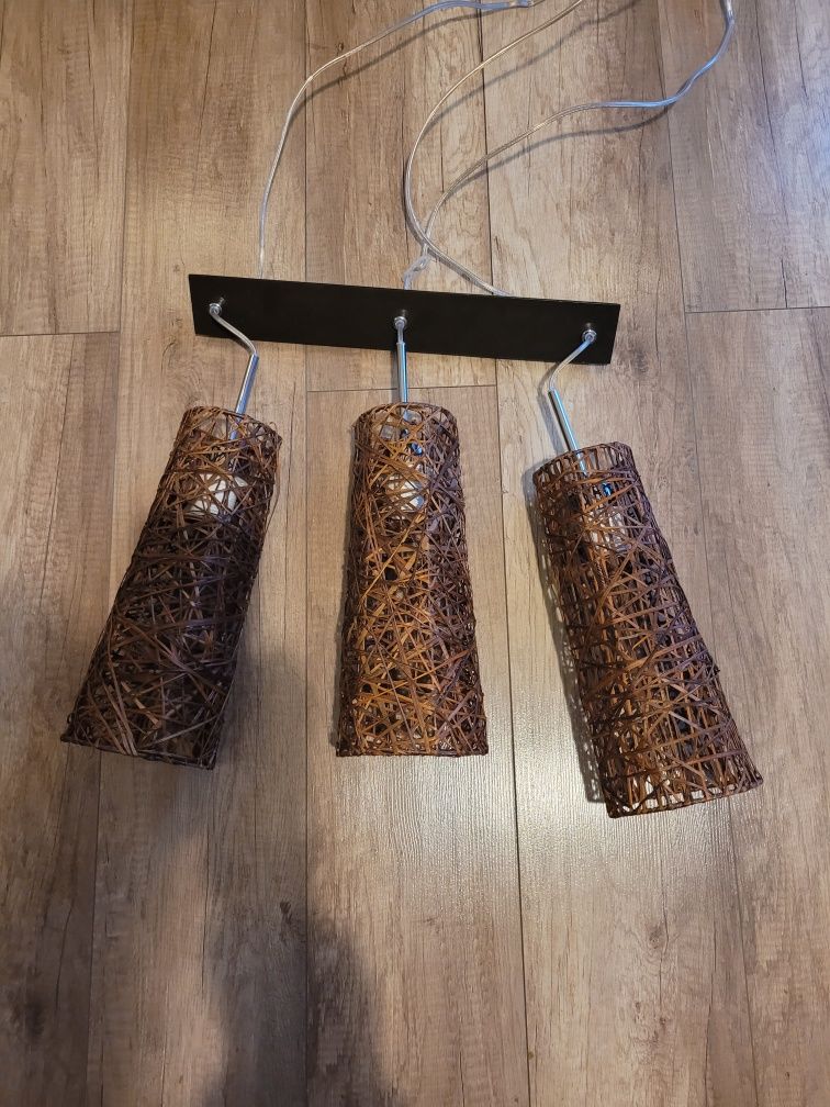 Nowa lampa nad stół