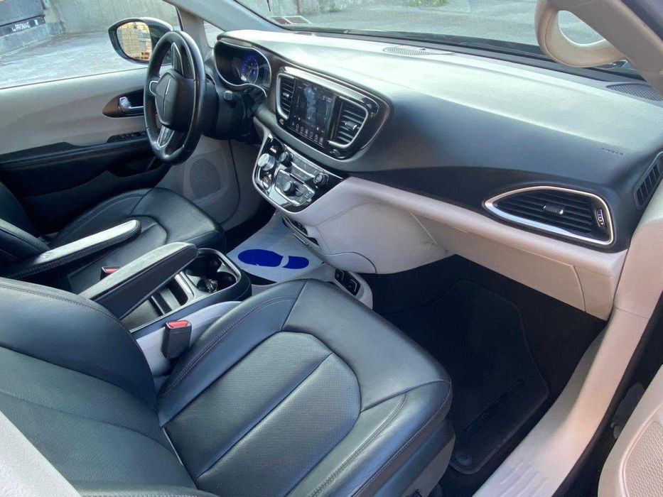 Chrysler Pacifica 2017