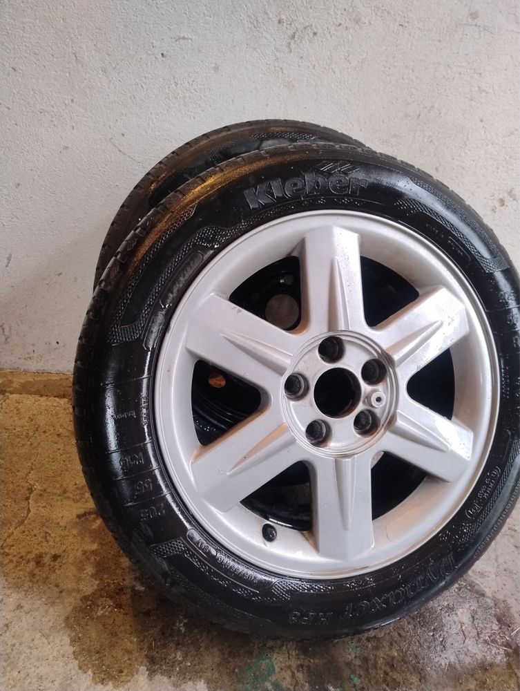 Opony Laguna kombi 2005 rok