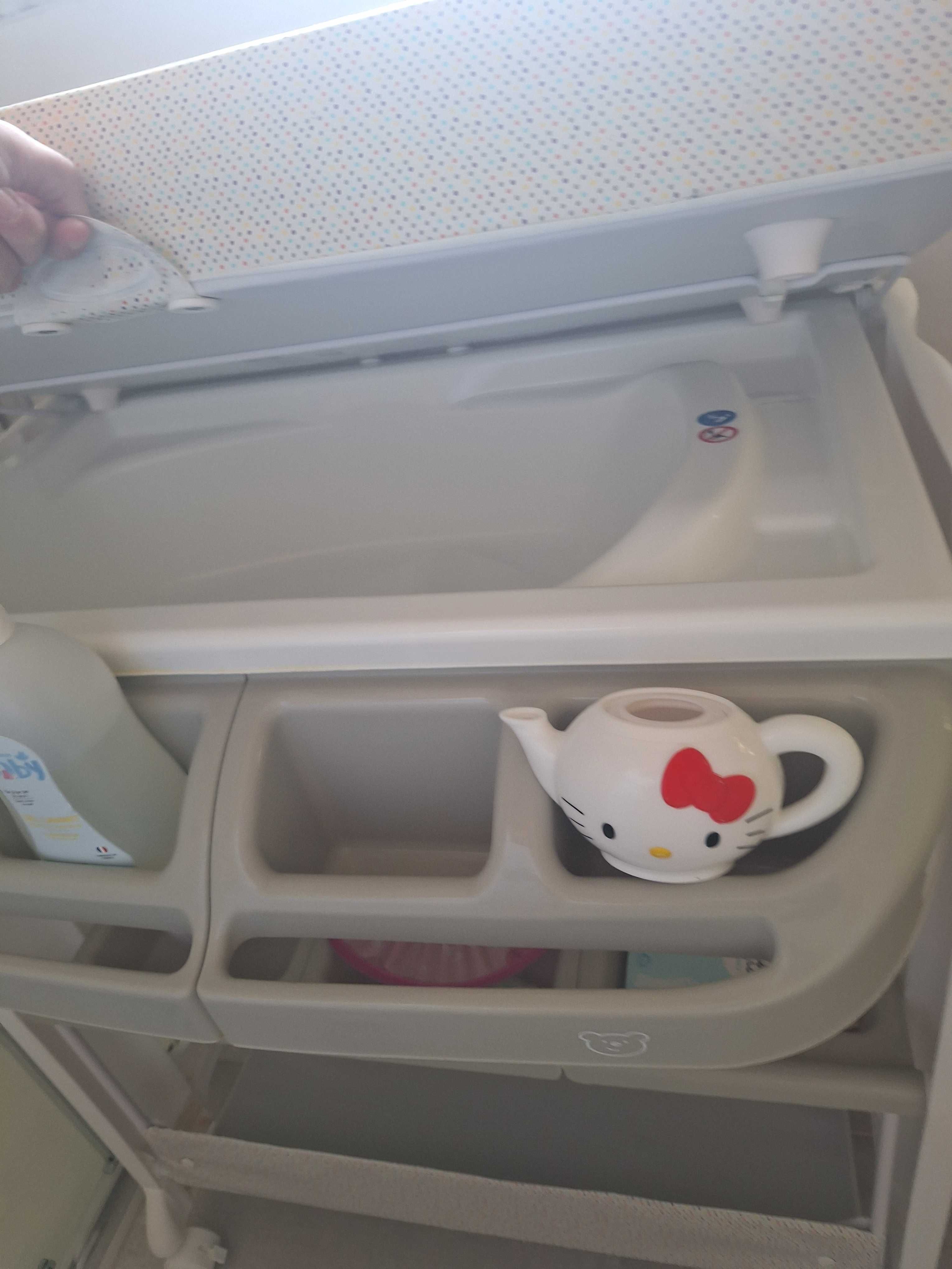 Vendo banheira bebe com muda fralda