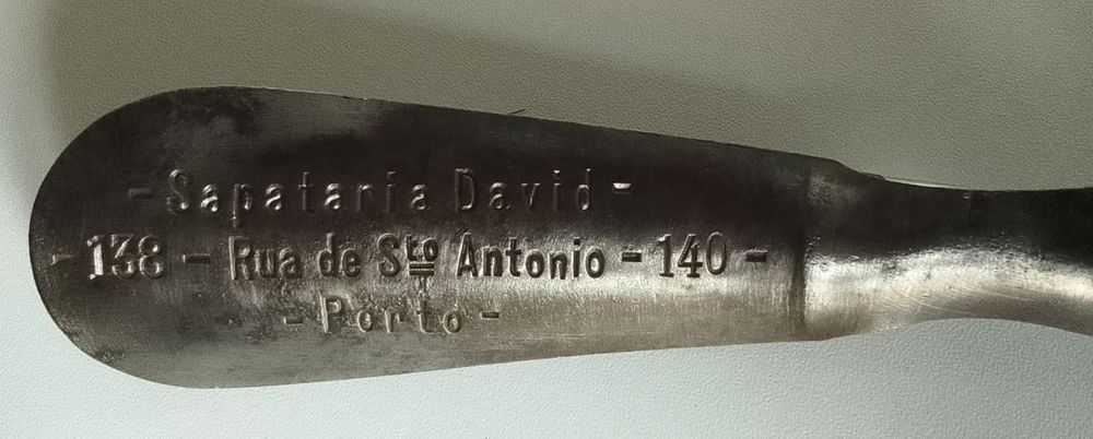 Calçadeira da antiga sapataria David no Porto