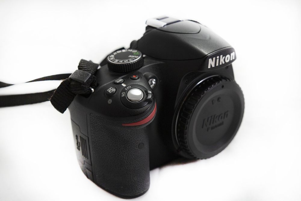 Nikon d3200 body