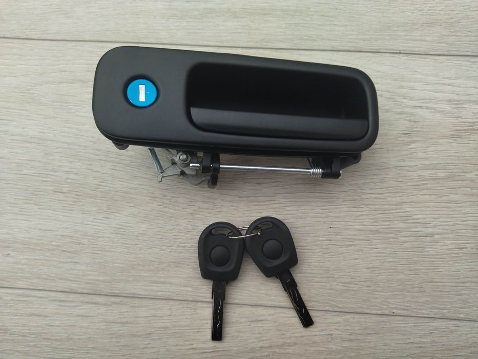 Ручка задняя задня ляди багажника Гольф 4 Golf Caddy Кадди Polo T5 т5