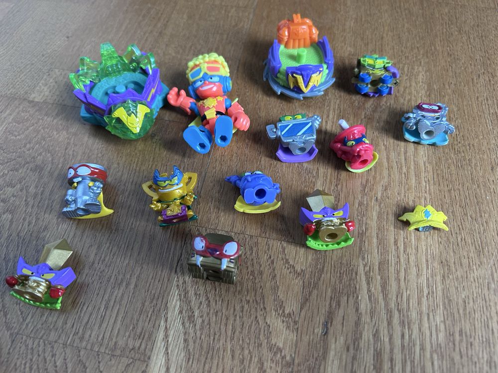 Super things zestaw pojazdy figurki kazoom kids neon power machine