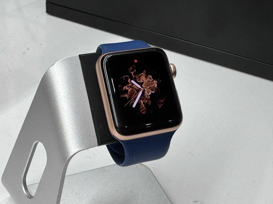 МАГАЗИН Apple Watch Series 3 42mm Gold Trade-In/Oбмeн