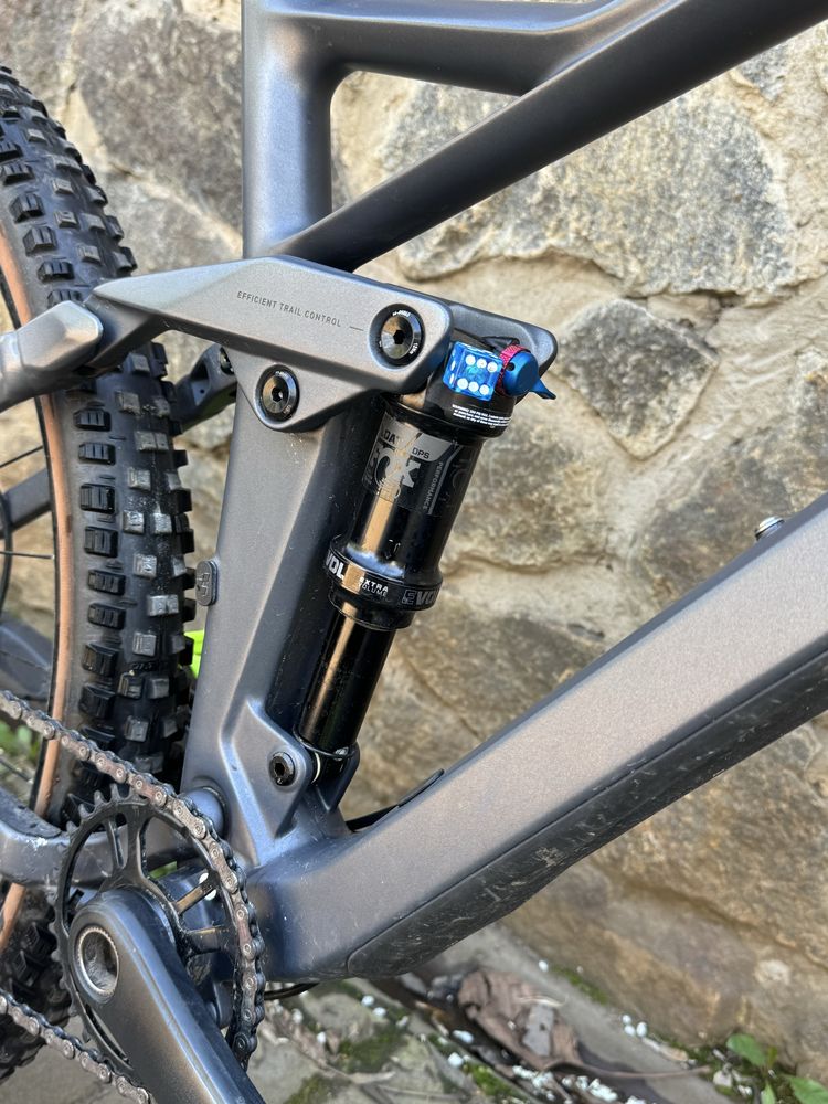 cube stereo race 140 hpc carbon. 27,5 М