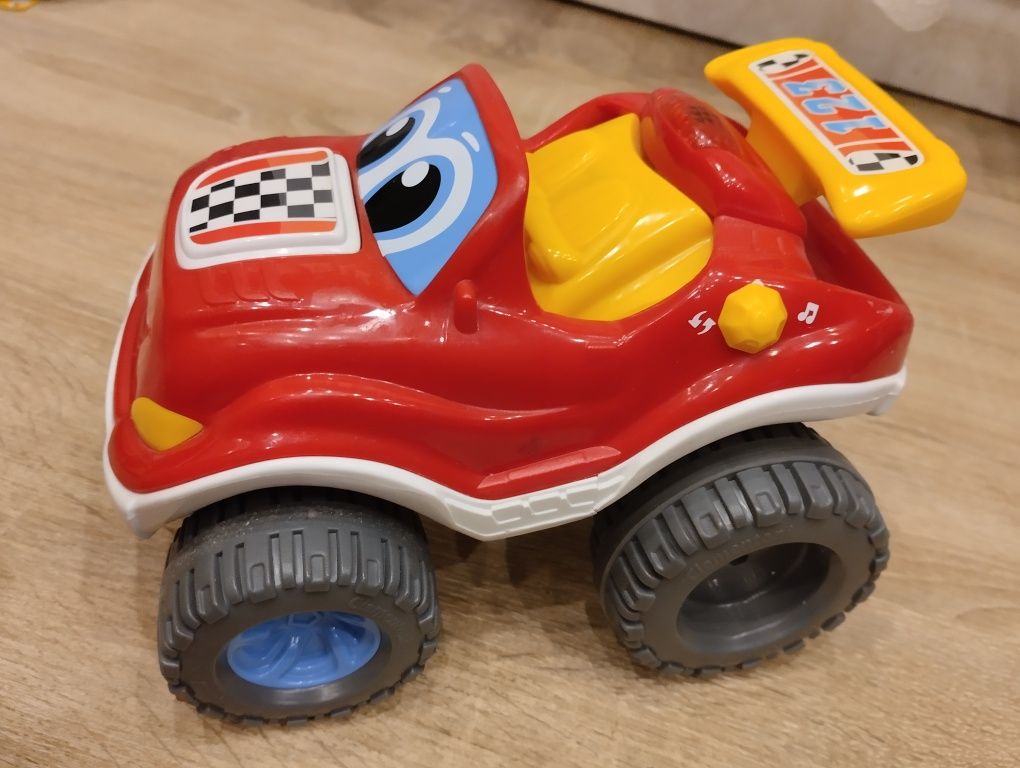 Clementoni ciekawska terenówka auto sterowane na pilota 2