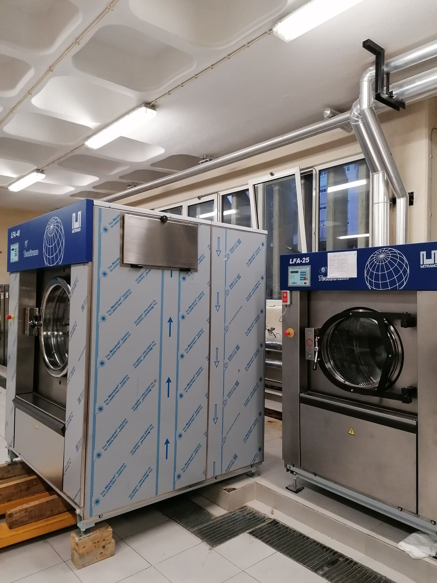 Máquina de lavar roupa industrial 100kg lavandaria self service