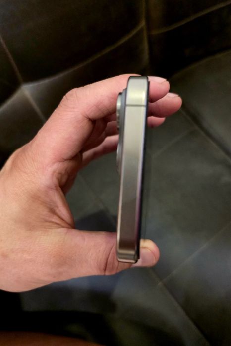 Продаю айфон 15 про макс