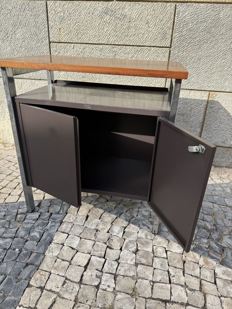 Mesa de apoio FOC