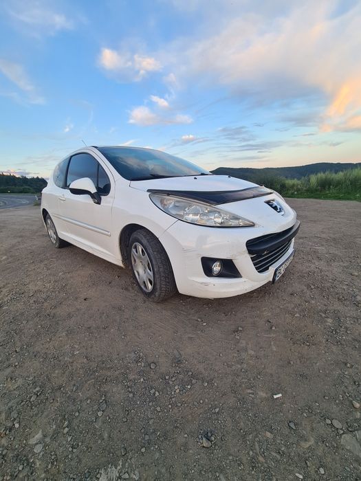 Продам Peogeot 207