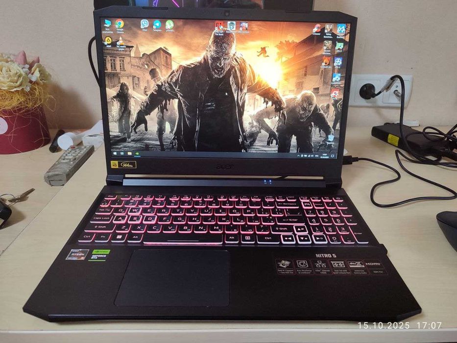 Acer Nitro 5  Ryzen 5 5600H/GF RTX 3070/16 Gb/SSD 512Gb/15.6ʼʼ/144Гц